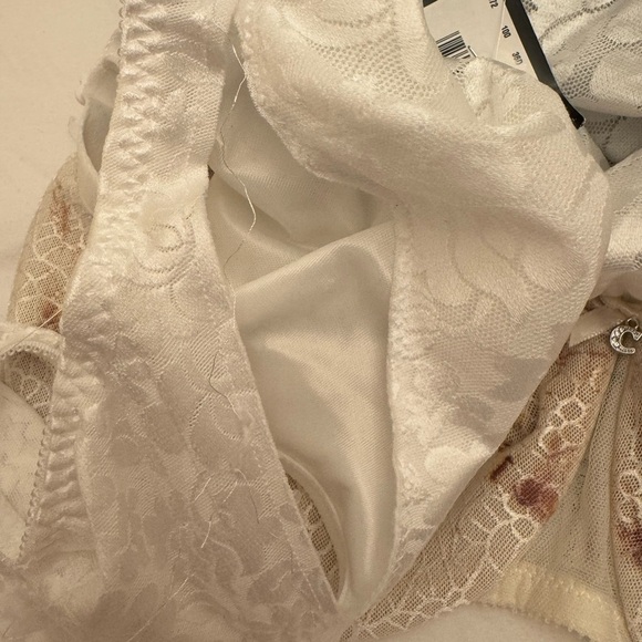 DIY / Craft Bra Lot – Lace, Straps & Intimates for Upcycle, Sewing, Repurpose - Picture 5 of 12